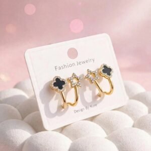 Lucky Clover Star Huggies earrings - Afreyn Jewels